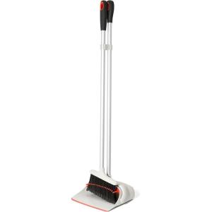 OXO Good Grips Upright Sweep Set
