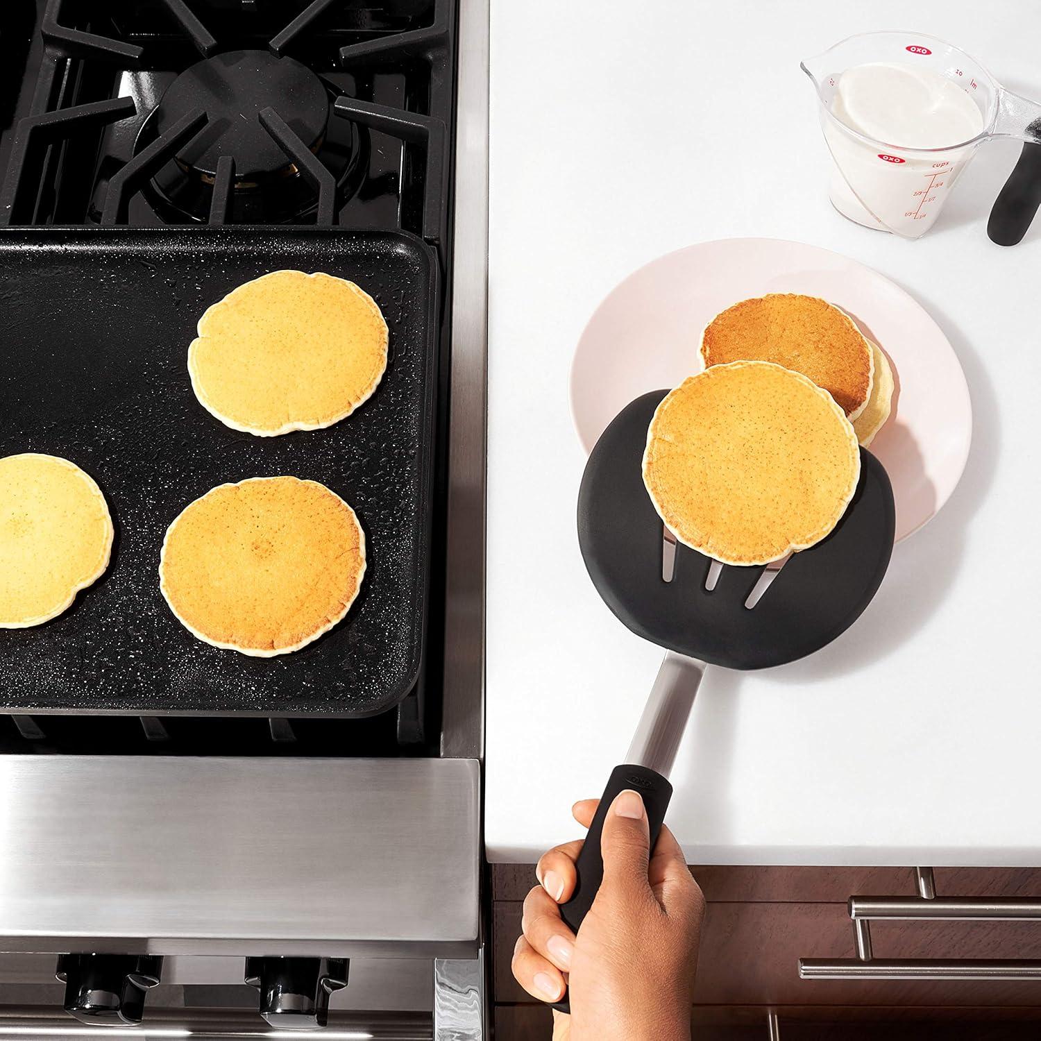 imageOXO Good Grips Silicone Flexible Pancake TurnerBlack