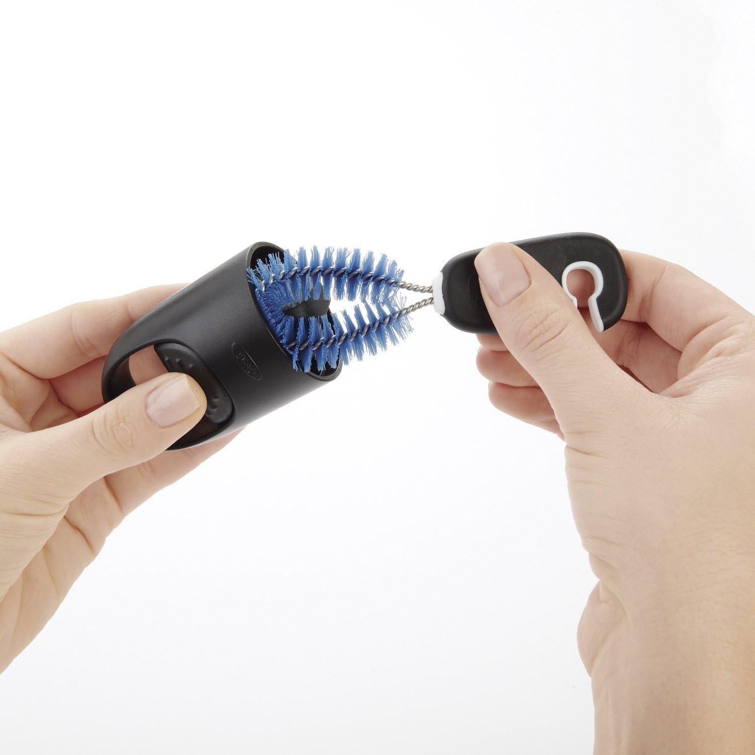 imageOXO Good Grips Water Bottle Cleaning SetBottle Cleaning Set