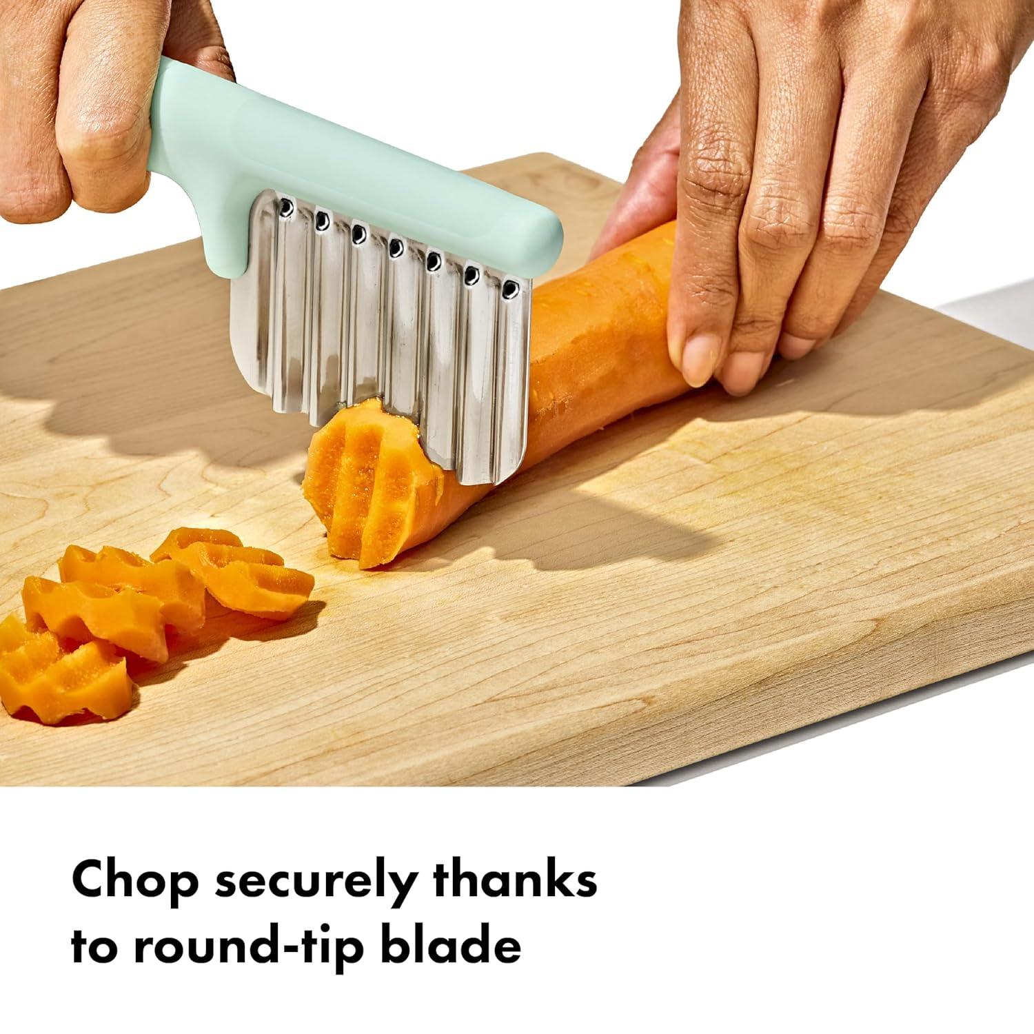 imageOXO Tot Crinkle Cutter Food Cutter for Kids Baby Feeding Set