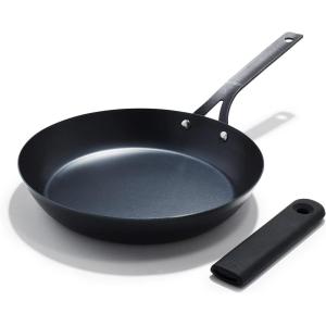 OXO Obsidian Pre-Seasoned Carbon Steel, 8″ Frying Pan Skillet with Removable Silicone Handle Holder, Induction, Oven Safe, 1.8 Liters, Black(10″ Frying Pan Skillet)