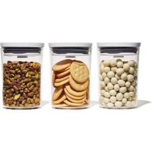 OXO Good Grips Round POP 2.0-3 Piece Graduated Set (1.5, 3.3, 5.2 qt included), White(3 pack – 0.6 qt)